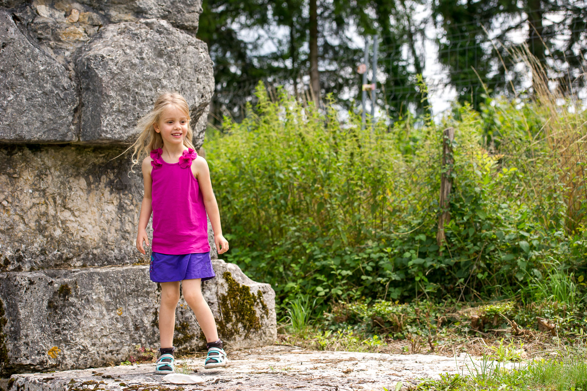 Visite du temple archéologique d'Izernore